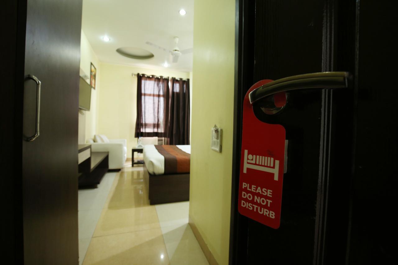 Hotel Mm Yellowuds Amritsar Exterior photo