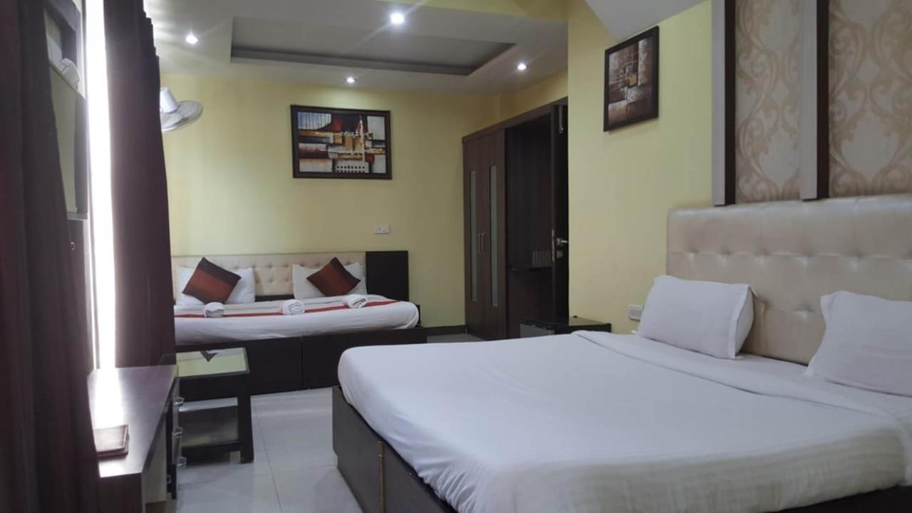 Hotel Mm Yellowuds Amritsar Exterior photo