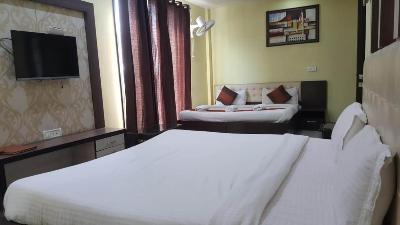 Hotel Mm Yellowuds Amritsar Exterior photo